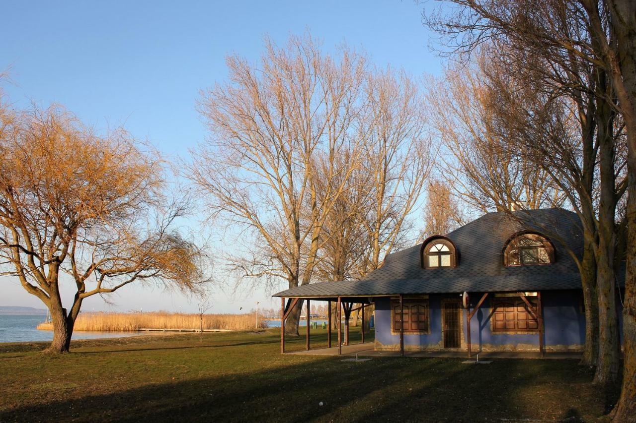 Szines Panorama Apartman Balatonlelle Exterior photo